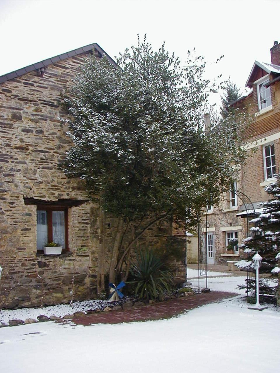 Hotel Ermitage Du Moulin Labotte Haybes Exterior photo