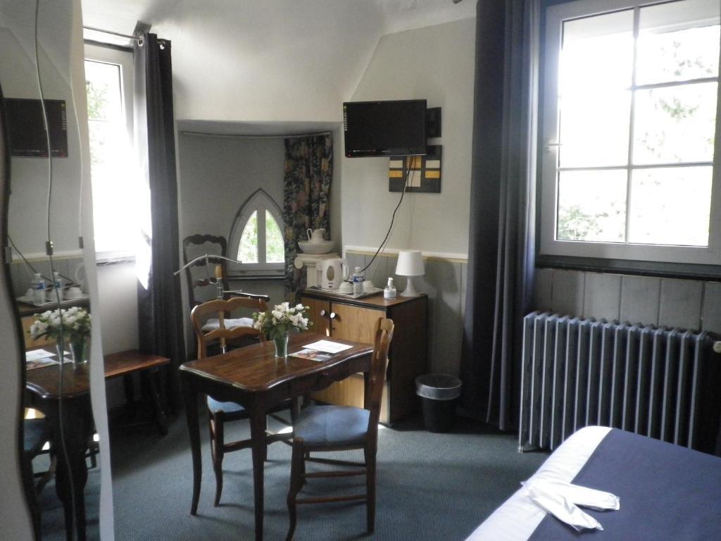 Hotel Ermitage Du Moulin Labotte Haybes Room photo