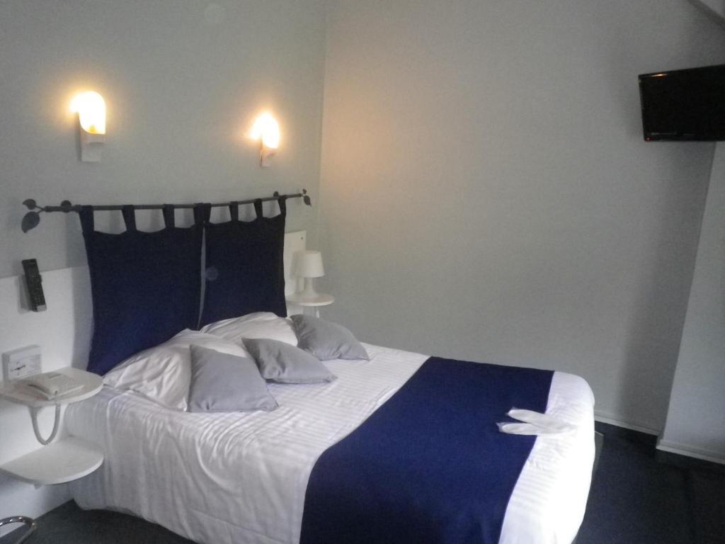Hotel Ermitage Du Moulin Labotte Haybes Room photo